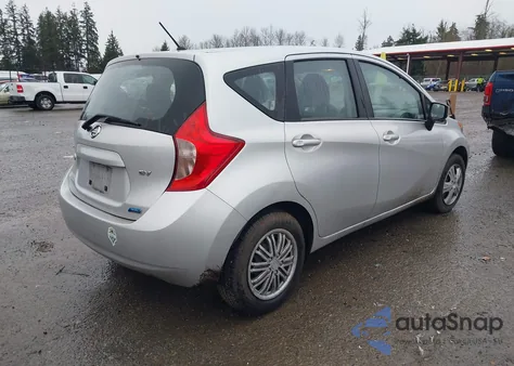 2015 Nissan Versa Note S (Sr)/S Plus/Sl/Sr/Sv z USA, uszkodzony, nr VIN 3N1CE2CP6FL421044